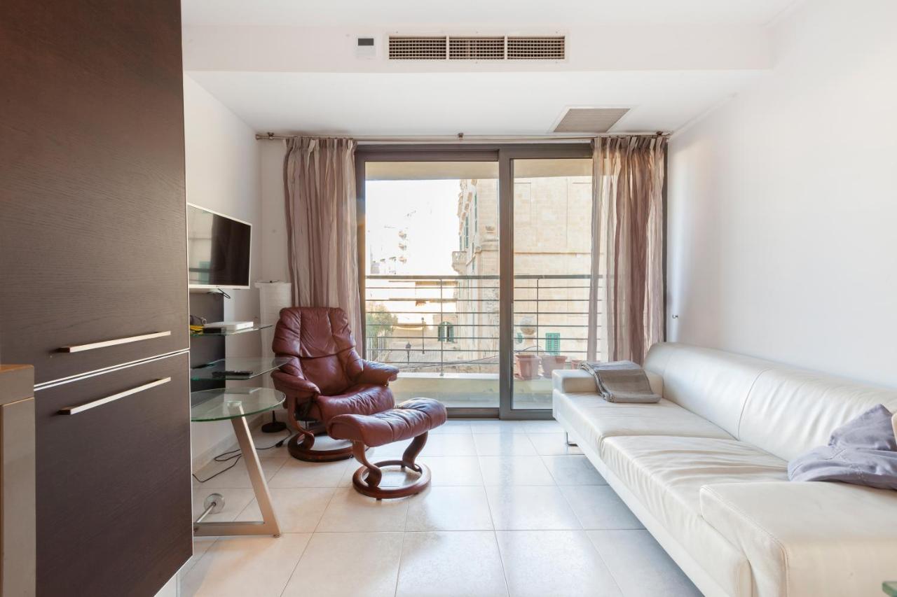 Stj - St Julian's 1 Bedroom Prime Location *
